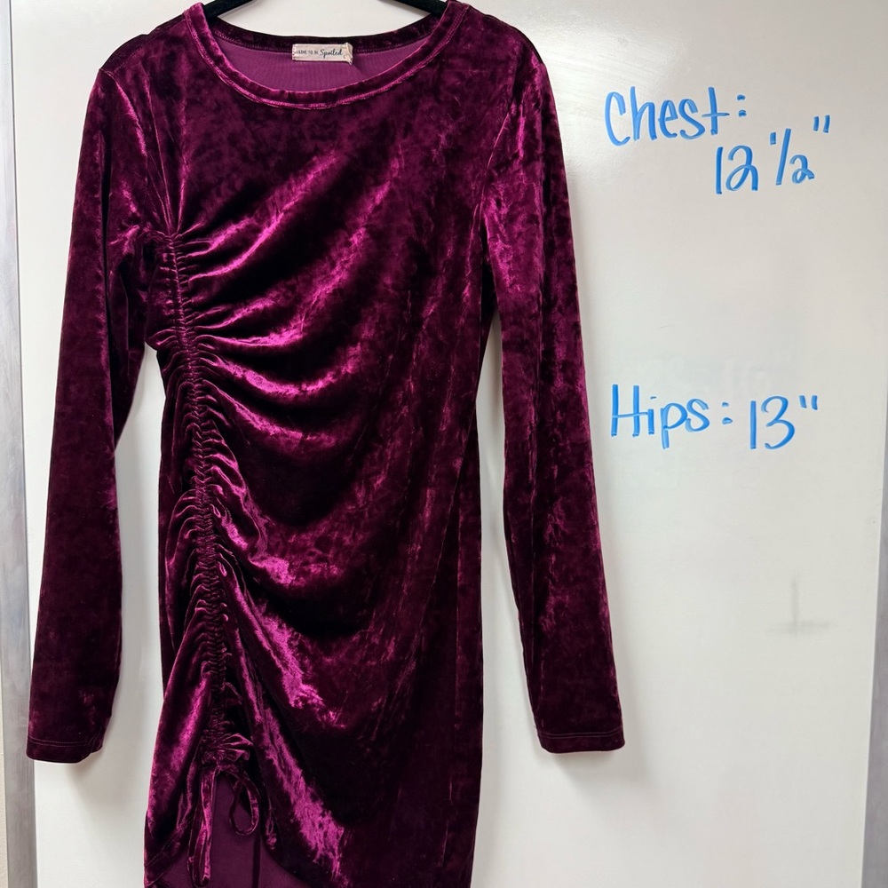 Elegant Velvet Mini Dress in Rich Purple